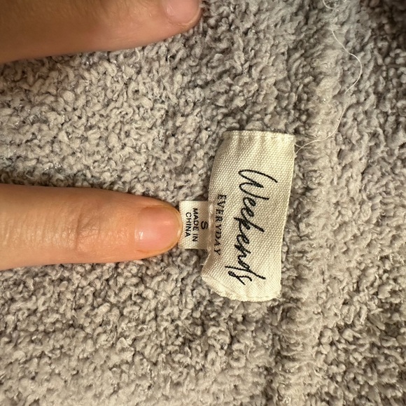 Women’s Weekend Everyday cardigan size small - Picture 3 of 3